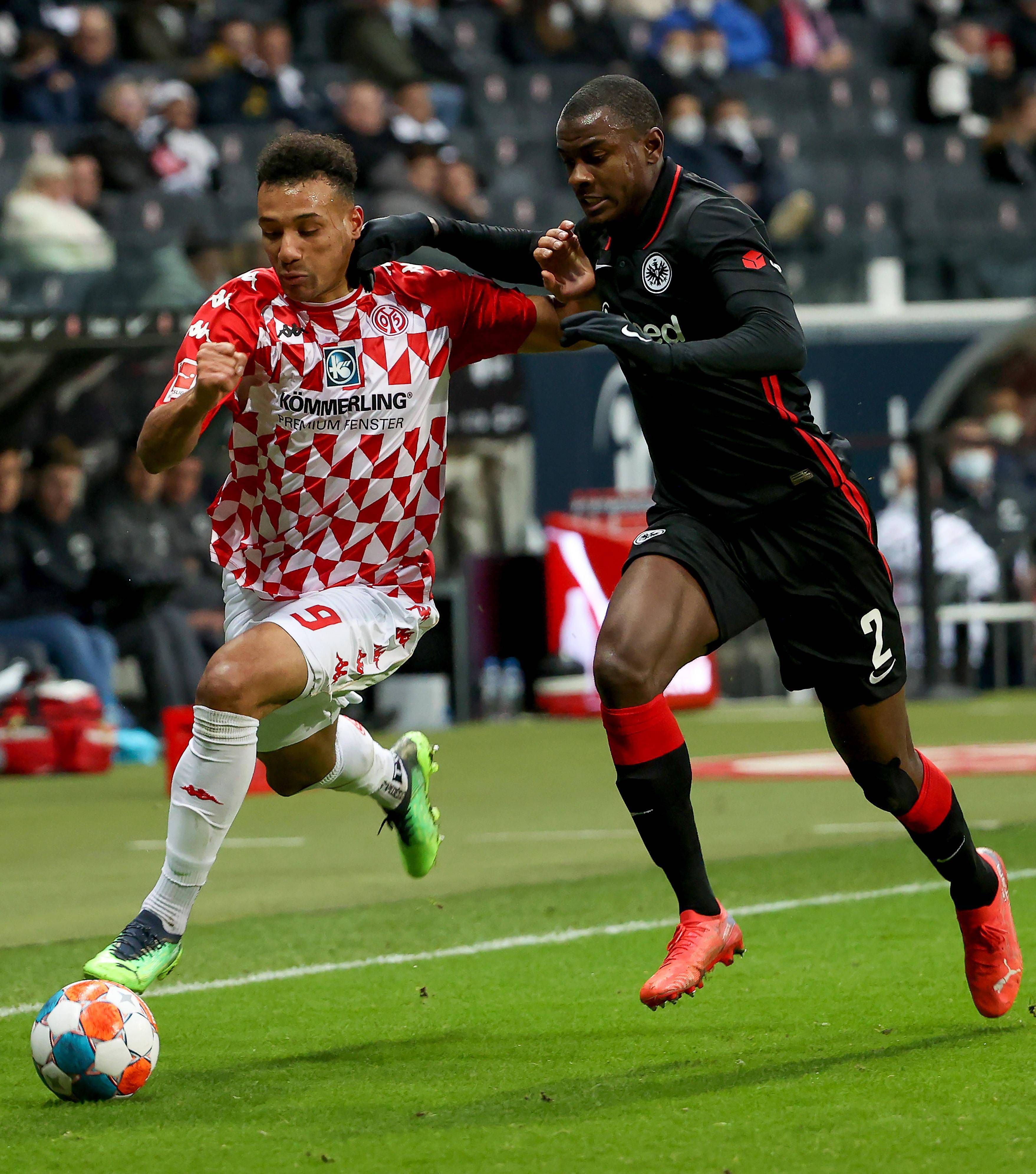 法兰克福球队在德国联赛中再次获胜 法兰克福球队在德国联赛中再次获胜