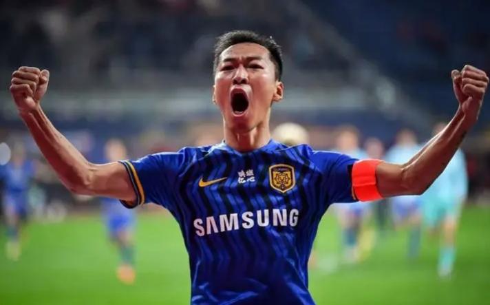 开云体育app-包含上海绿地申花队在国际赛场上崭露头角的词条