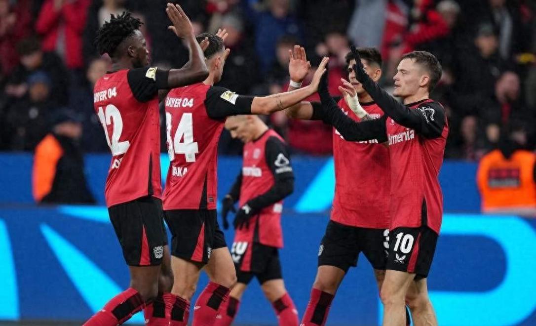 开云体育在线-包含勒沃库森客场大胜，积分榜排名直线上升的词条