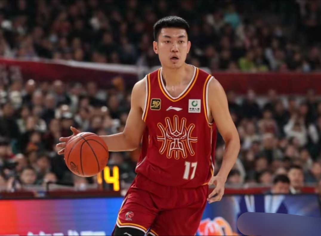 包含球队外线火力全开，三分球命中率创新高的词条