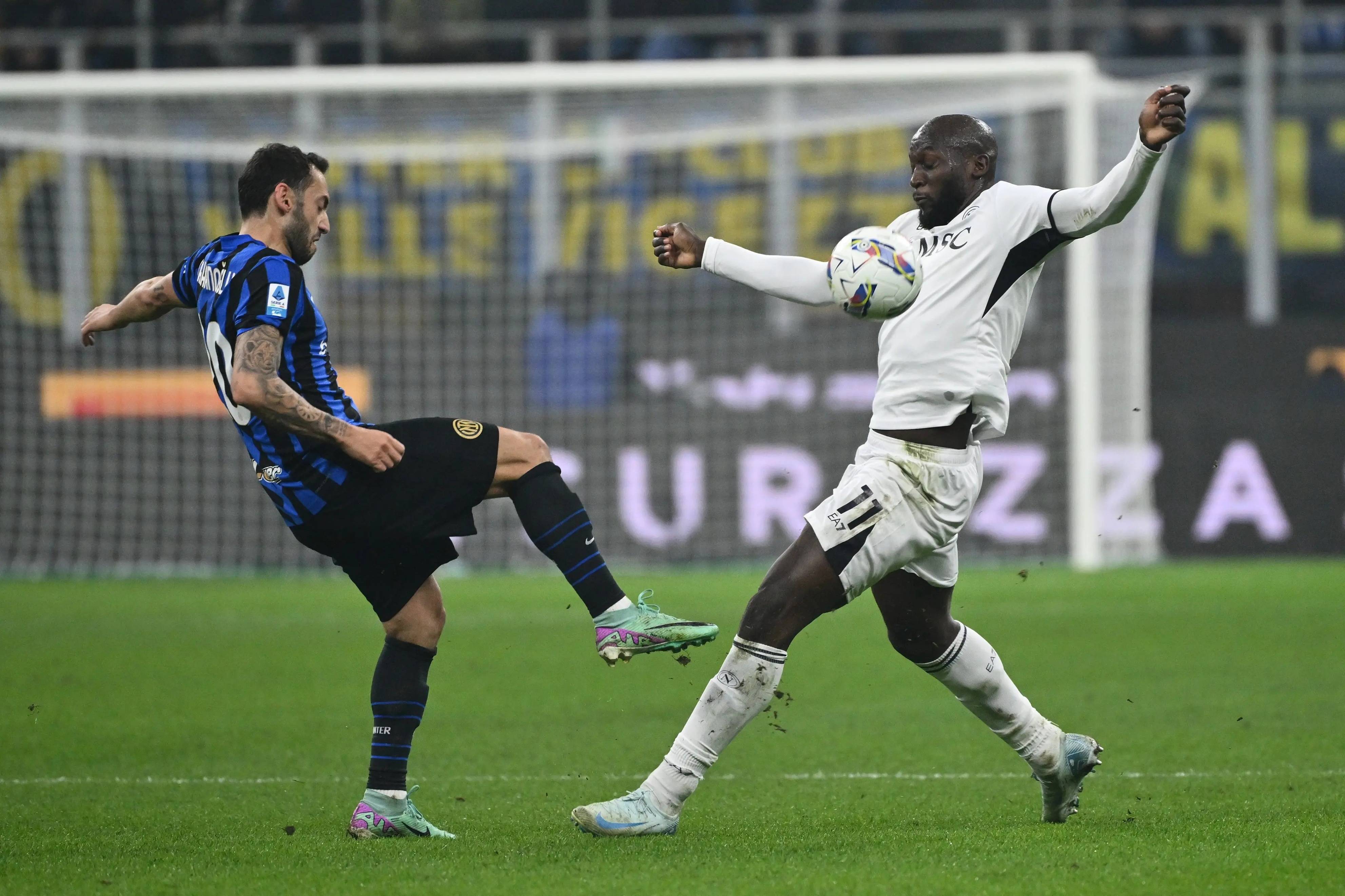 开云下载-关于那不勒斯客场大胜国际米兰，强攻前四的信息