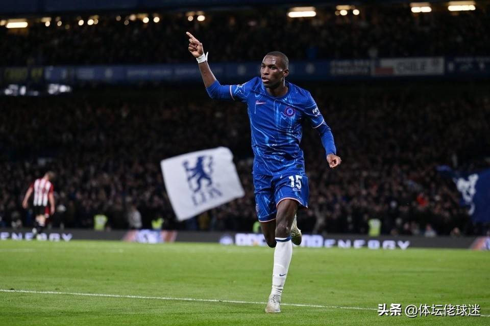 开云体育平台APP-关于切尔西前锋发布社交媒体炫耀，引发争议的信息