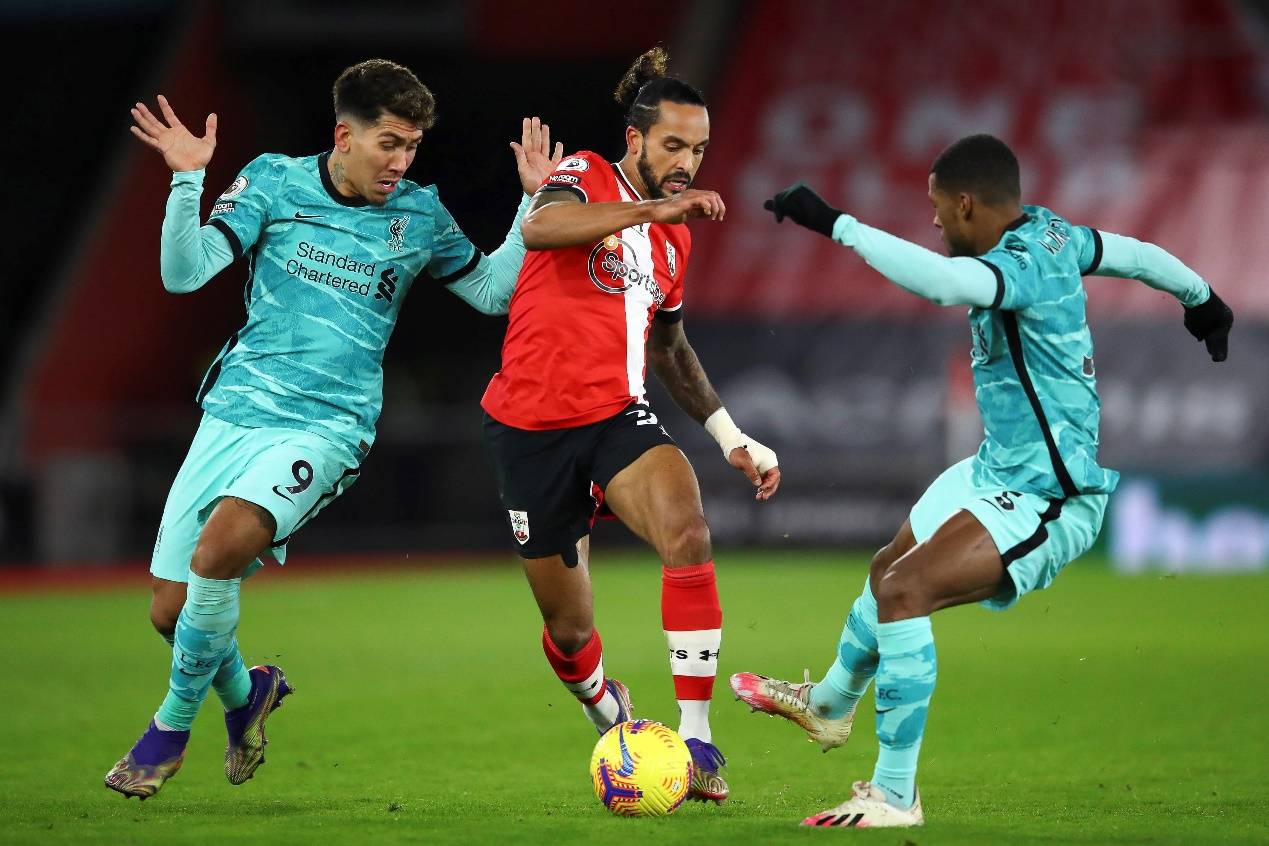 利物浦陷入低谷，南安普顿守住主场的简单介绍