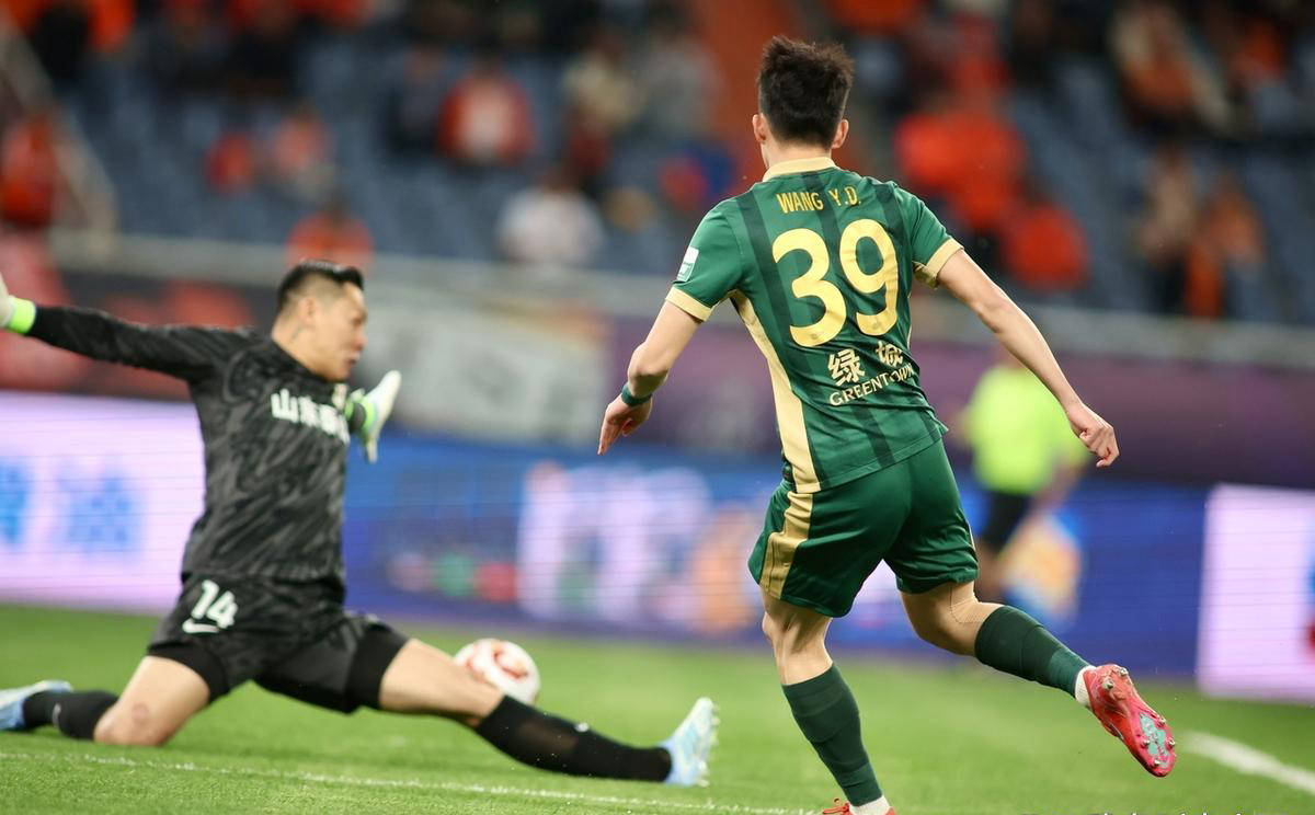 开云体育中国-新秀球员崭露头角，为球队带来新的希望的简单介绍