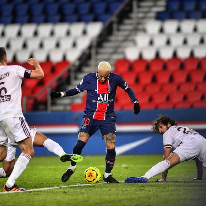 开云体育入口-波尔多老将全场表现稳定，获胜贡献不小