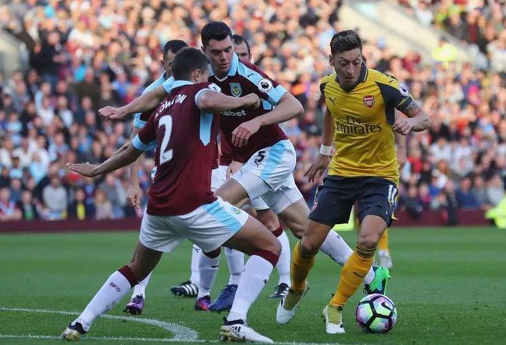 关于伯恩利逼平强敌，保级势头暂稳的信息