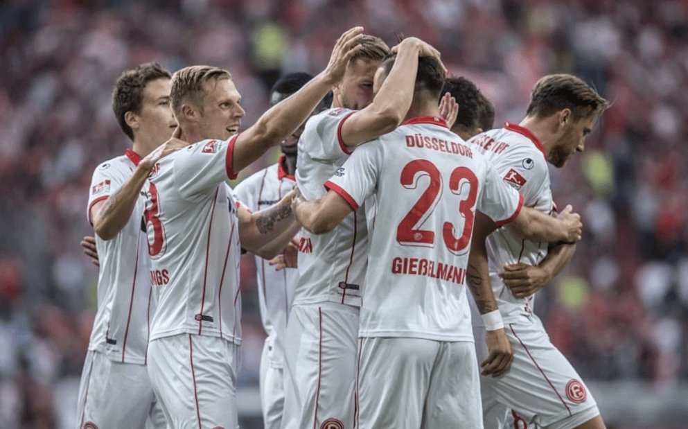 开云体育app-包含杜塞尔多夫逆转战胜对手，德甲争冠形势稍稍改观的词条