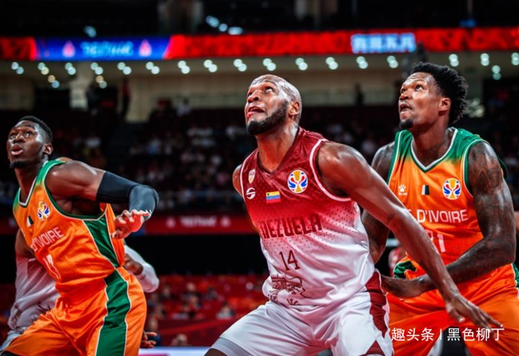 开云下载-科特迪瓦队连续不胜，教练组面临考验