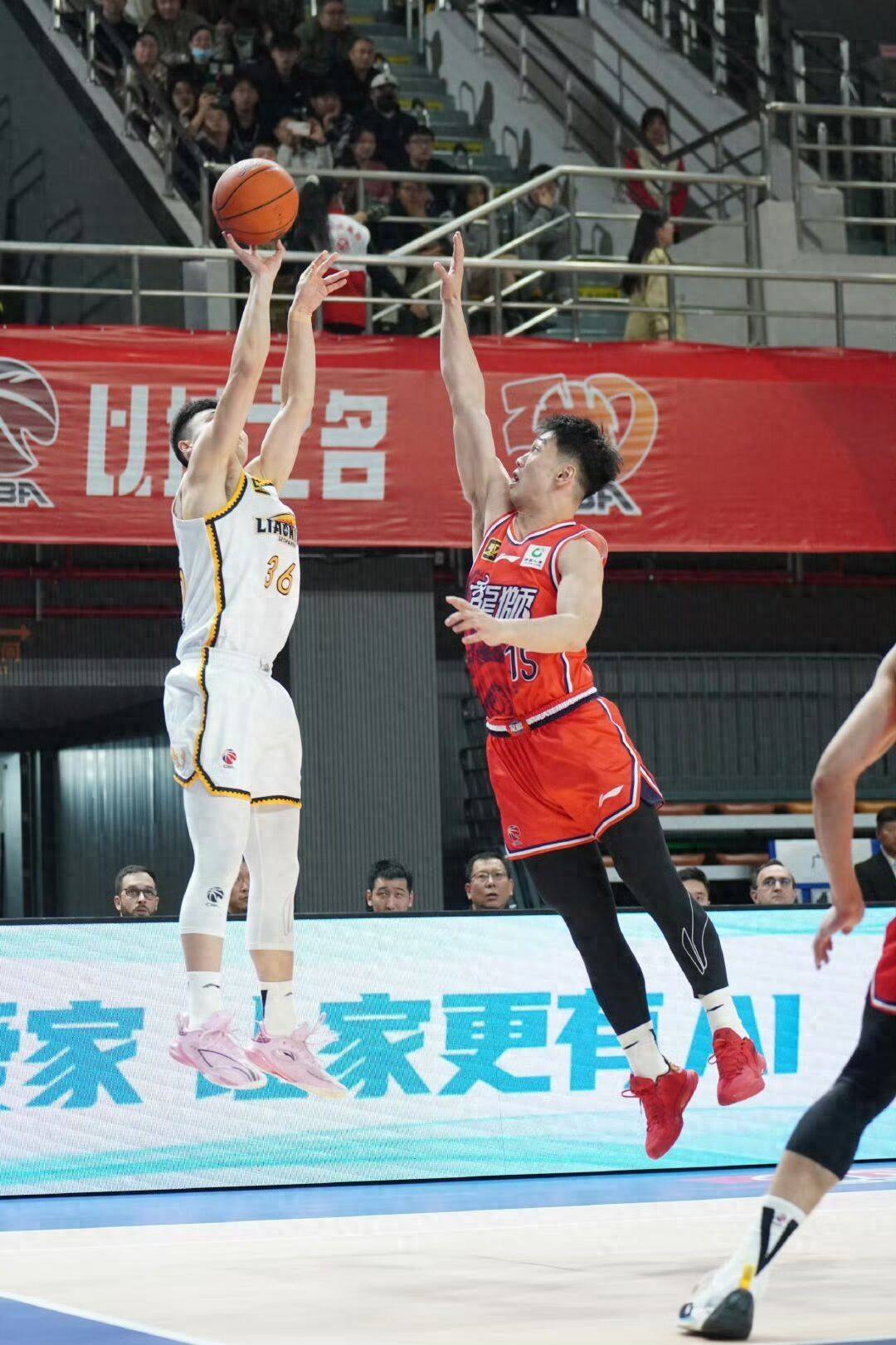 开云体育-佛罗伦萨力挽狂澜，渴望反弹