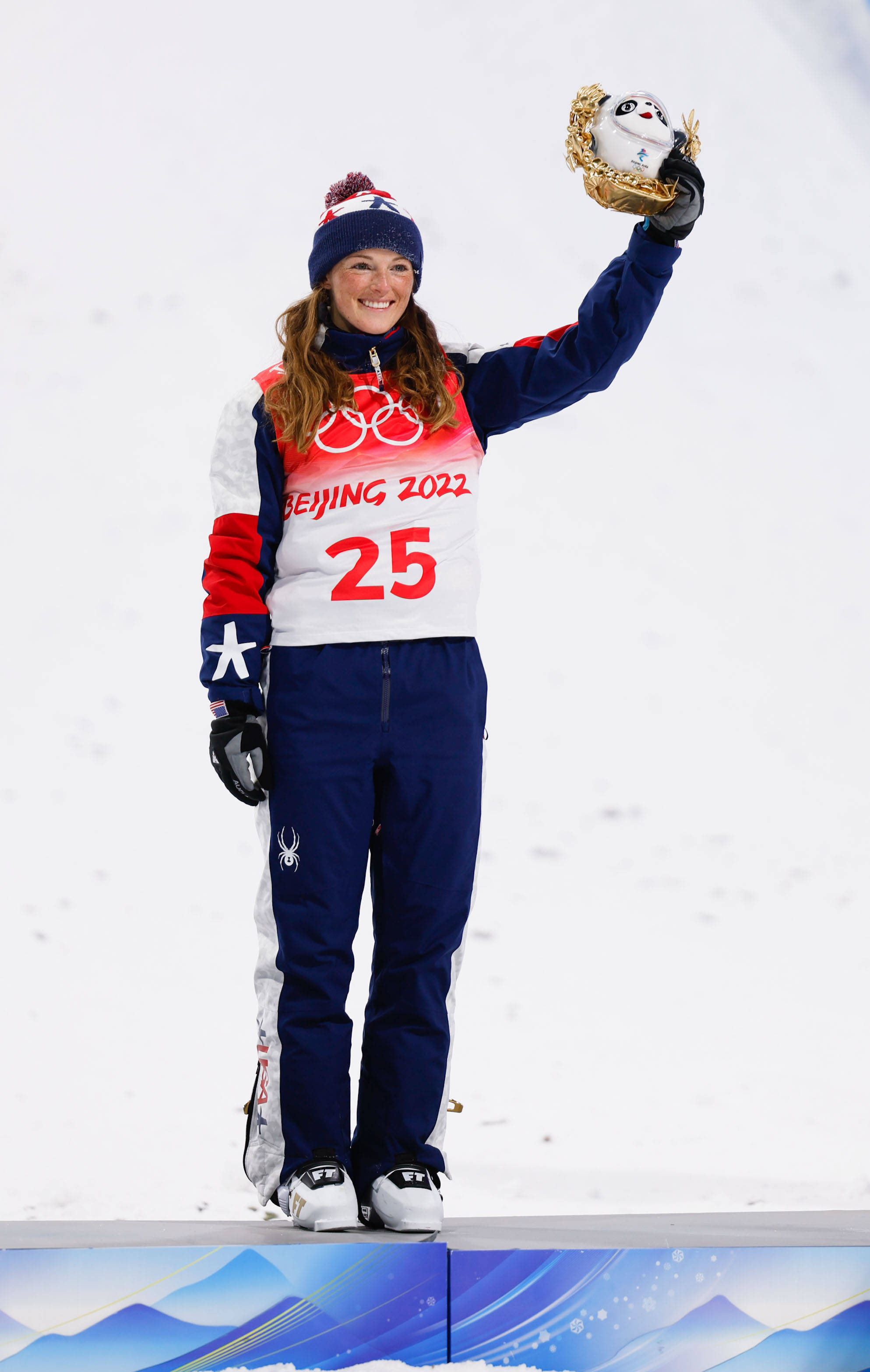 开云体育平台APP-滑雪比赛：美国选手夺冠喜人