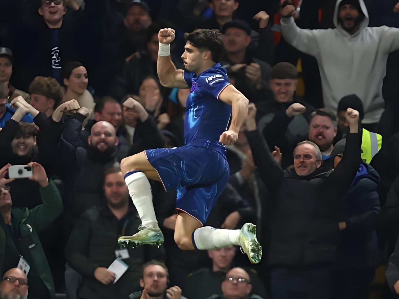 开云体育平台APP-关于切尔滕汉姆难取胜绩，客场比赛形式不佳的信息