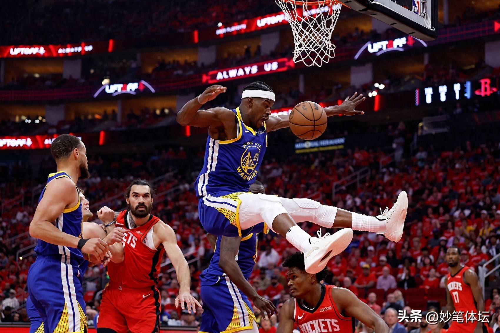 开云体育入口-双方对垒！强强对决，现场阵容庞大