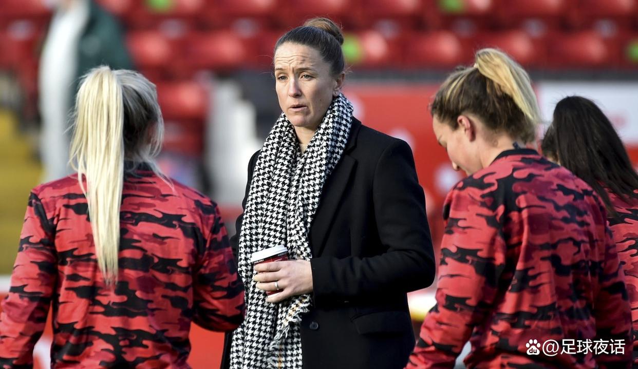 开云下载-加拿大女足运动员在北美赛事中获得认可