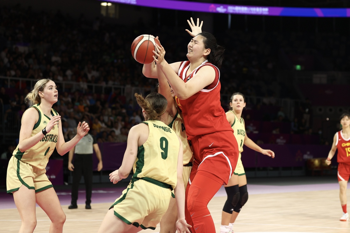 澳大利亚女篮取得国际比赛胜利 澳大利亚女篮取得国际比赛胜利