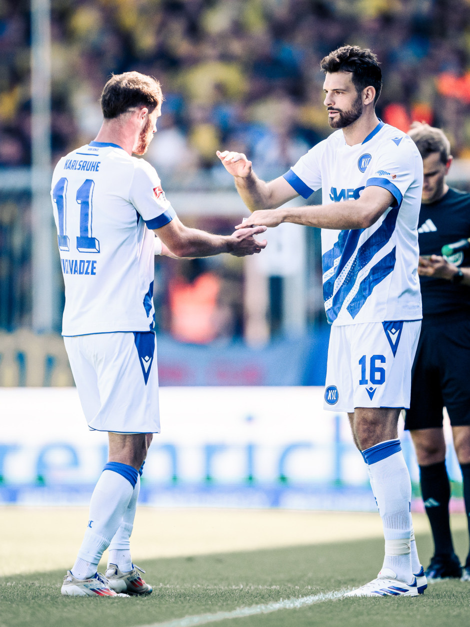 沙尔克队员因伤缺阵，球迷焦急期待回归的简单介绍