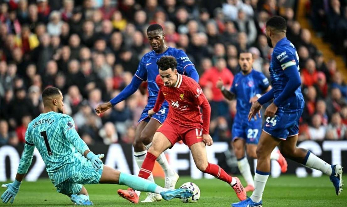 不败神迹再创新高,球队横扫赛场 不败神迹再创新高,球队横扫赛场