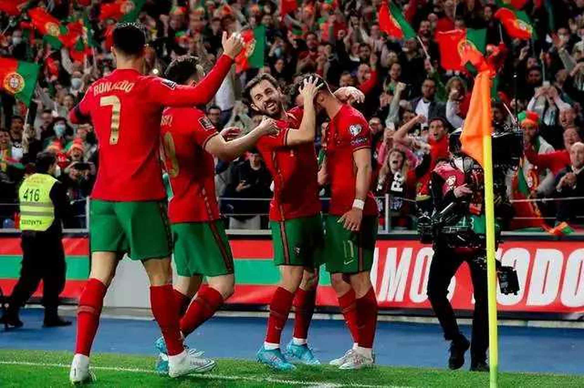 塞尔维亚击败卢森堡，跻身前列