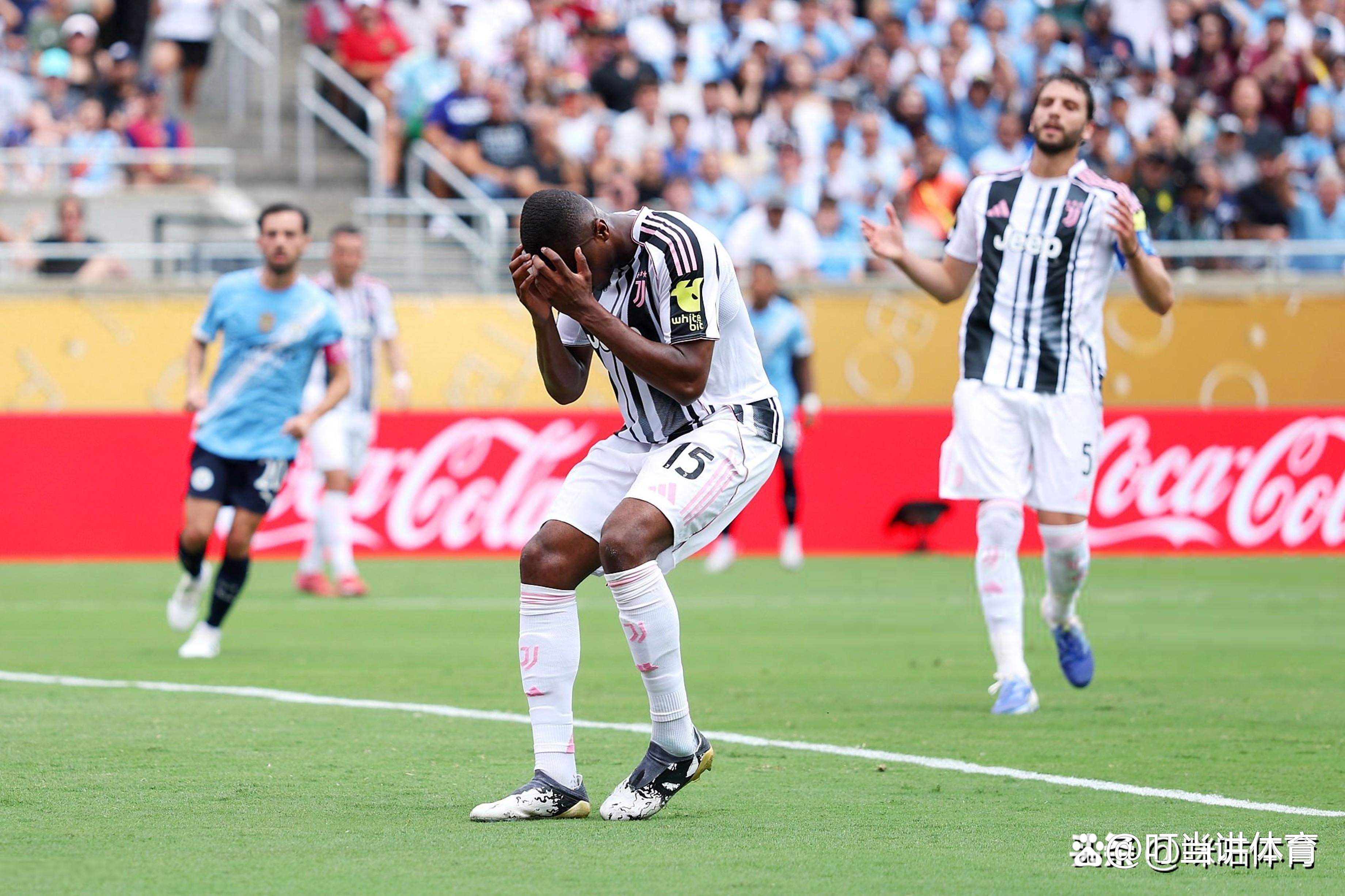包含尤文图斯客场失利，争冠形势岌岌可危的词条