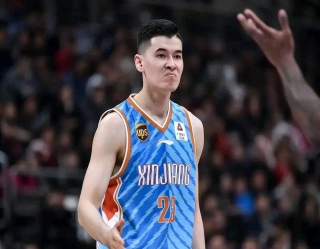 包含关键时刻胜负一线，球员临危不乱的词条