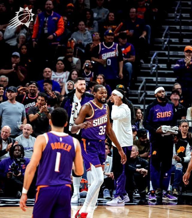 开云体育下载-快船击败76人，保持不败战绩