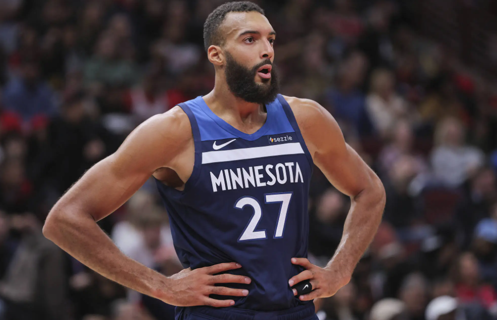 关于爵士负湖人,戈贝尔24+14+3的信息 关于爵士负湖人,戈贝尔24+14+3的信息