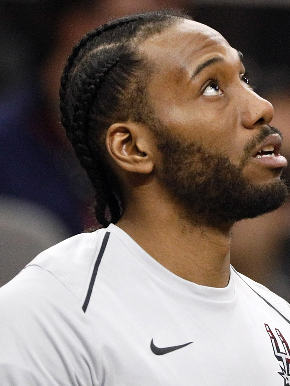 快船大胜篮网，莱昂纳德23+8+6全面发挥的简单介绍