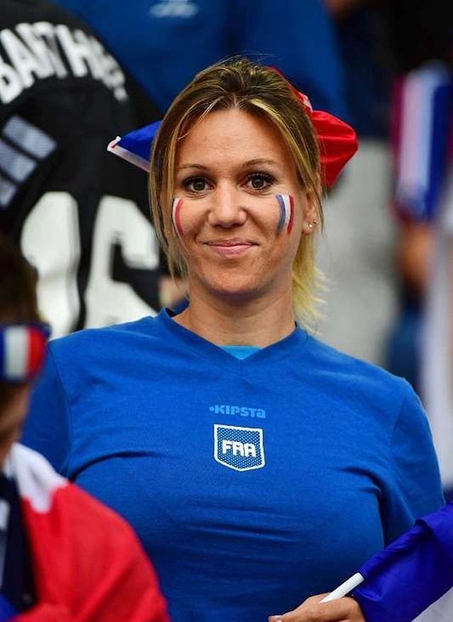 开云官网-包含韩国爆冷荷兰,阿尔巴完成帽子戏法的词条