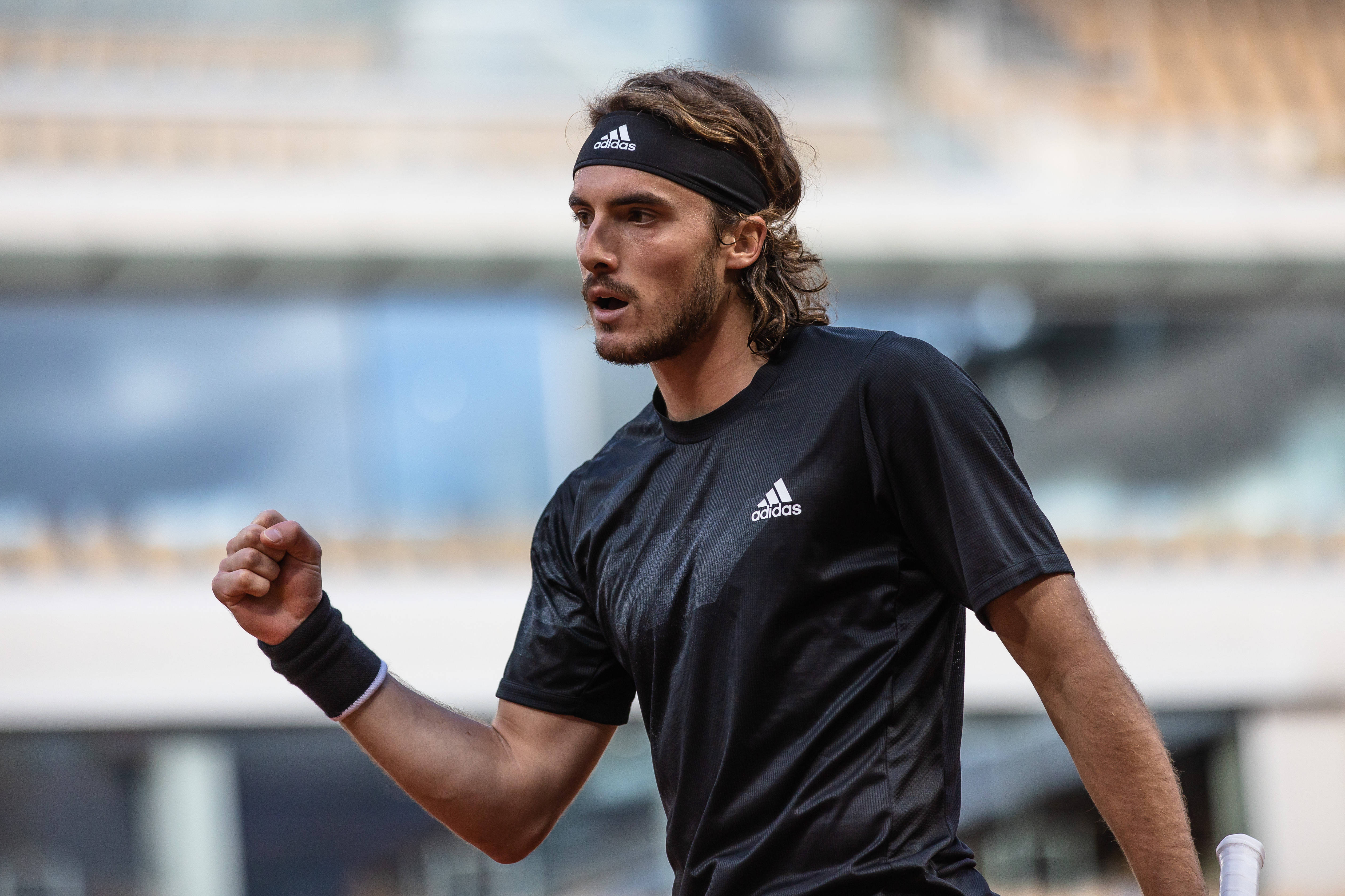 开云体育中国-日本网球队碾压澳大利亚网球队,西西帕斯绝境逆转的简单介绍