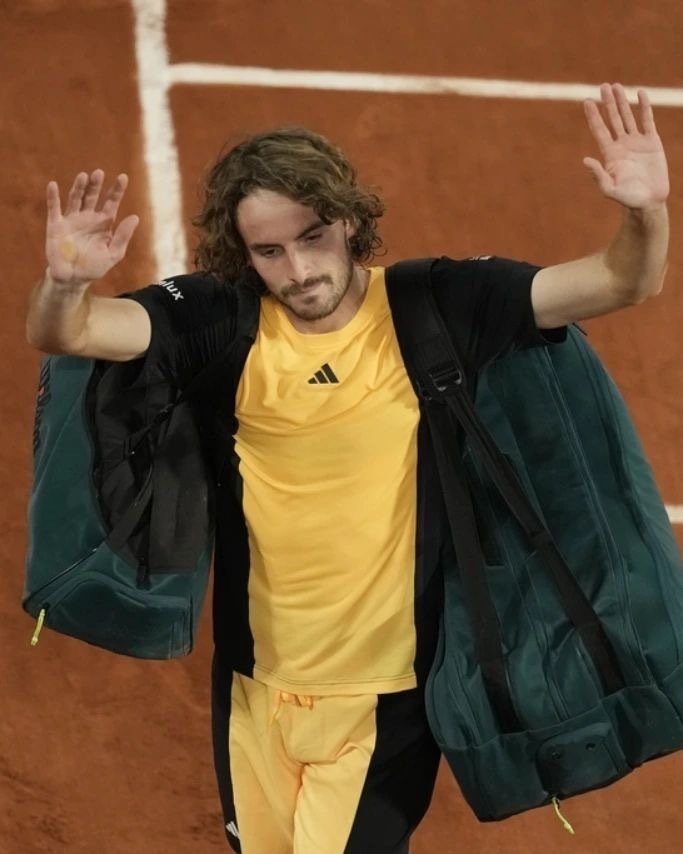 日本网球队碾压澳大利亚网球队,西西帕斯绝境逆转的简单介绍 日本网球队碾压澳大利亚网球队,西西帕斯绝境逆转的简单介绍