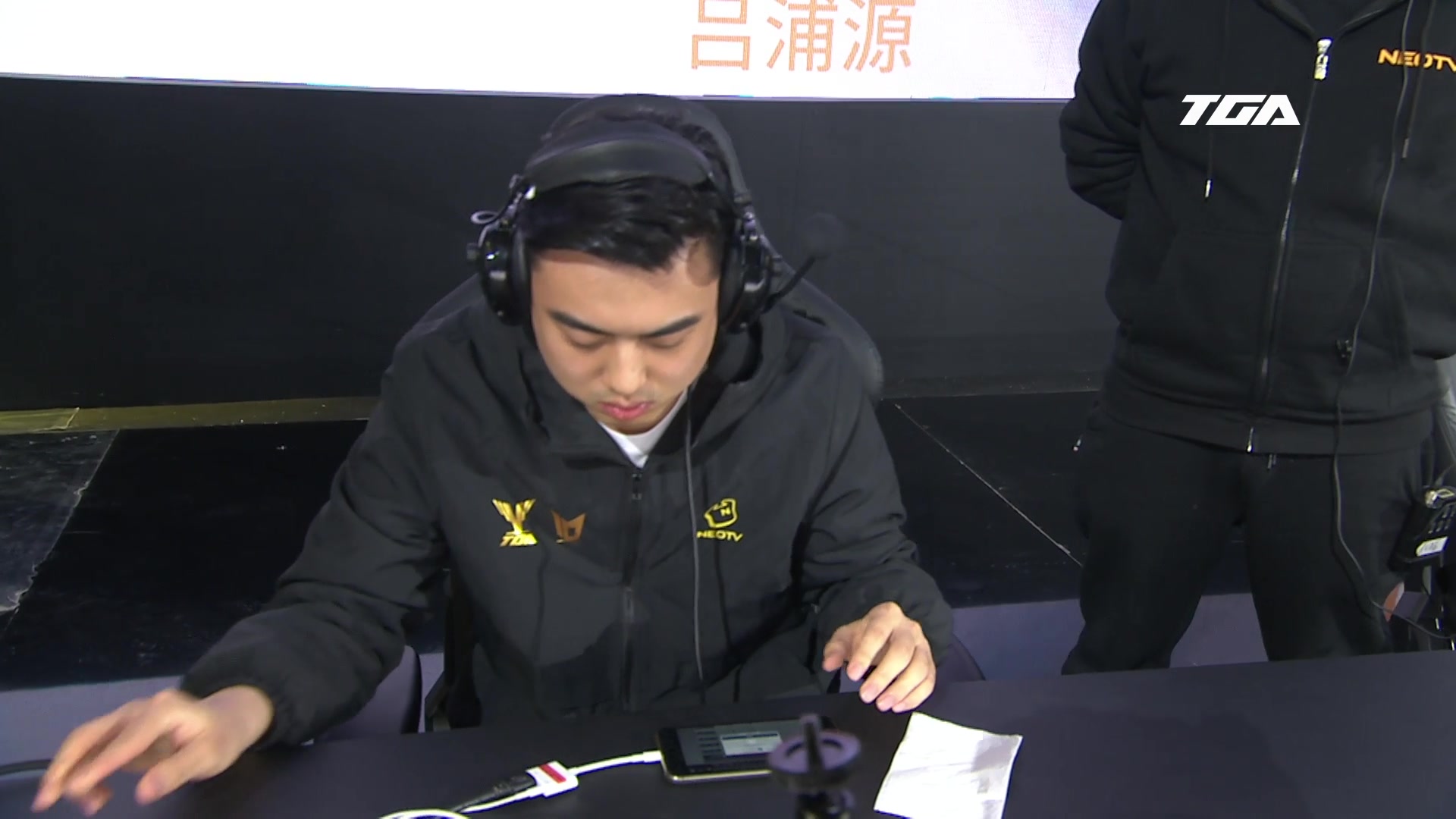 FIFA电竞选手赛后落泪,背后故事感人 FIFA电竞选手赛后落泪,背后故事感人