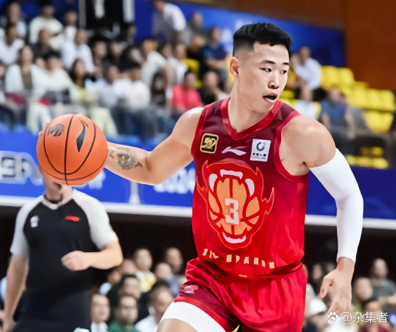 开云下载-马刺碾压山东队,周琦点燃赛场