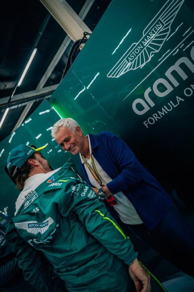 阿斯顿马丁险胜梅赛德斯,阿隆索扛起全队 阿斯顿马丁险胜梅赛德斯,阿隆索扛起全队