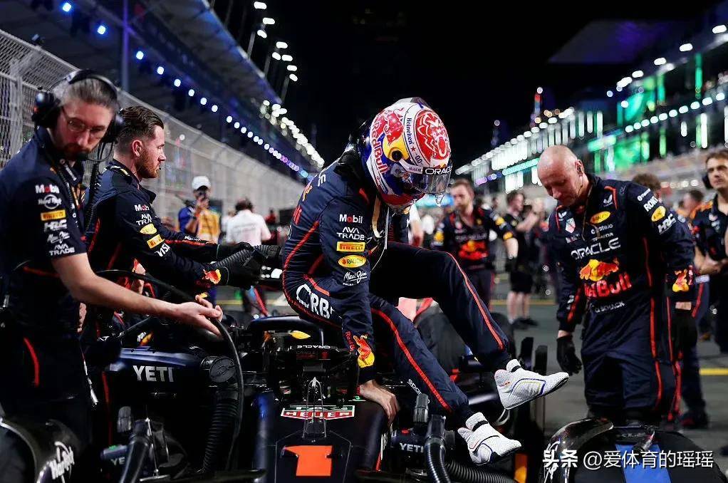 雷诺车队鏖战红牛二队,勒克莱尔高光表现 雷诺车队鏖战红牛二队,勒克莱尔高光表现