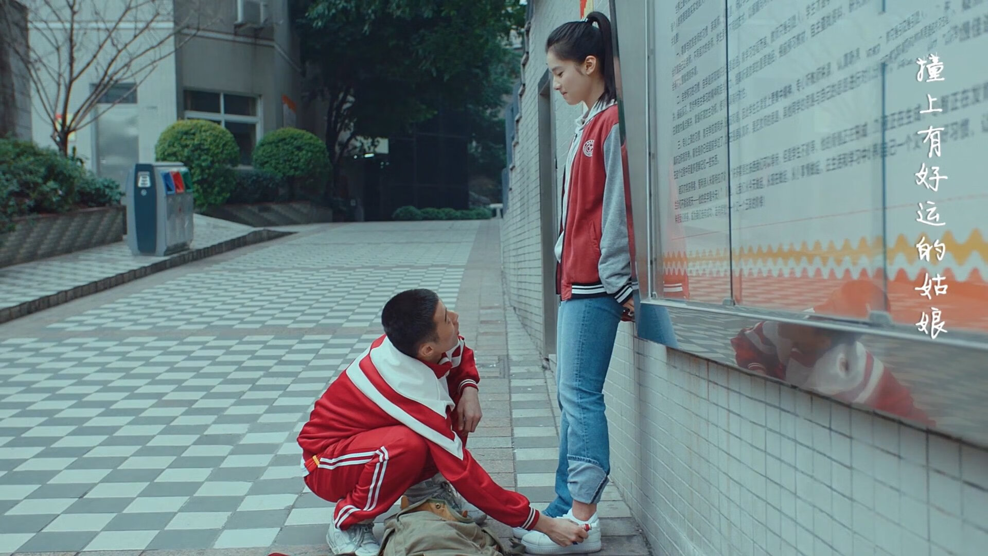 开云体育下载-詹姆斯统治全场，魔术连续得分压制爵士，NBA赛场双雄并起