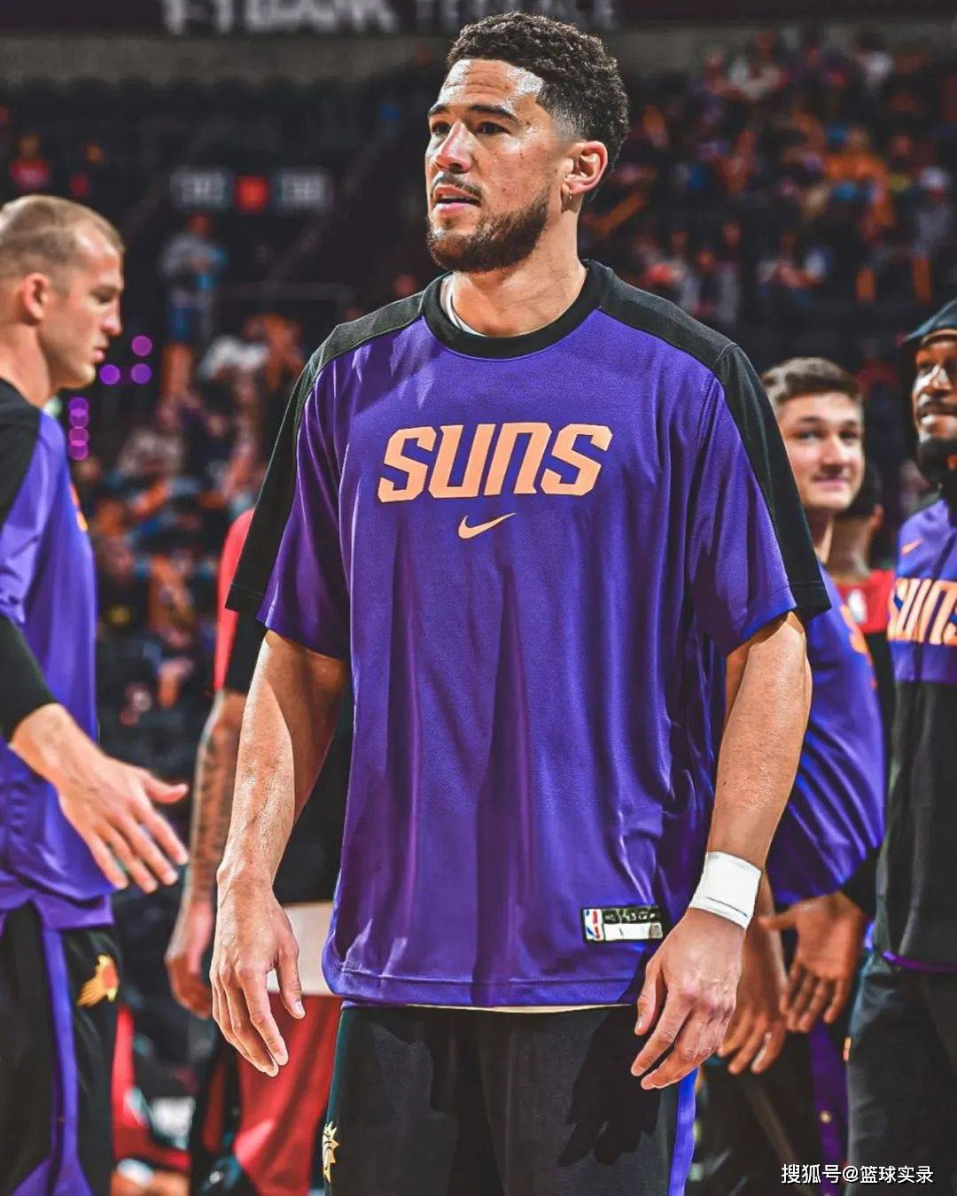 布克比赛走势一手掌控，森林狼制霸老鹰